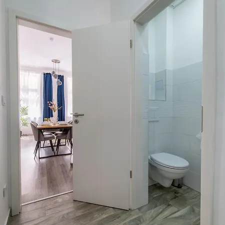 Klauzal Ac 2br Apartament *